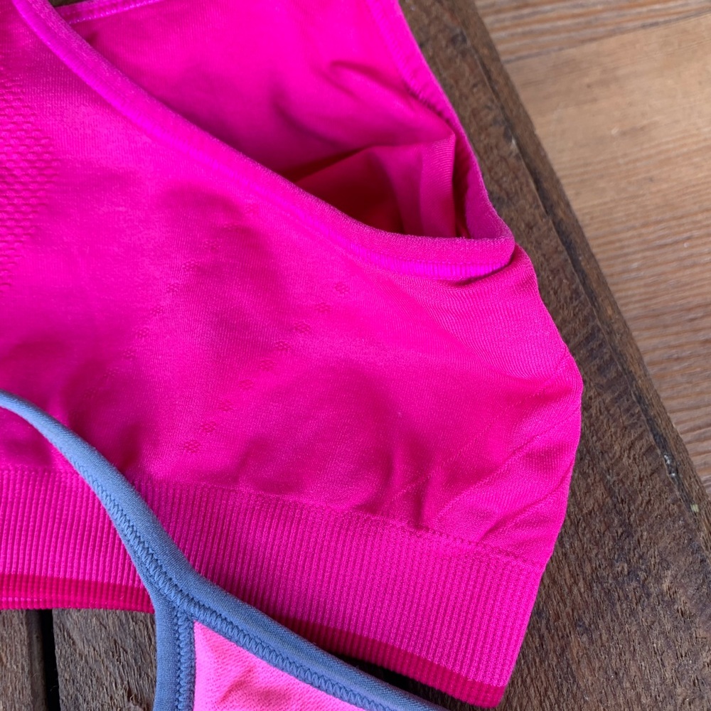 ✨2 CHAMPION RACERBACK SPORTS BRAS EUC S - Picture 7 of 7